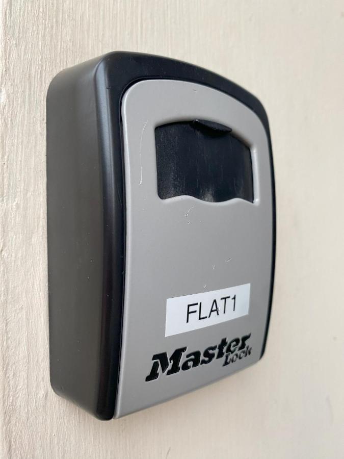 Mmr Flats *
